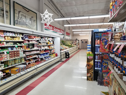 Grocery Store «Sultan Red Apple Market», reviews and photos, 807 W Stevens Ave, Sultan, WA 98294, USA