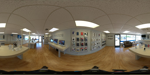 Computer Store «Computer Hardware Lincoln - Apple Premier Partner», reviews and photos, 235 S 70th St #101, Lincoln, NE 68510, USA