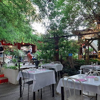 Atmosphère du Restaurant français Guinguette la Famourette à Aniane - n°18
