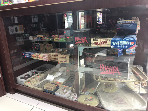 Tobacco Shop «Campus Smoke Shop», reviews and photos, 1525 W Tennessee St, Tallahassee, FL 32304, USA
