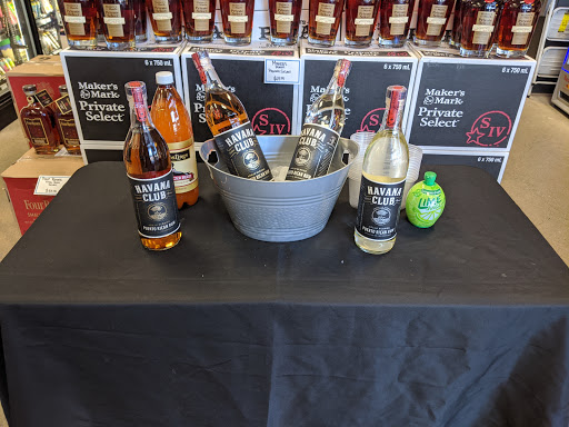 Wine Store «Red Wagon Wine Shoppe», reviews and photos, 2940 S Rochester Rd, Rochester Hills, MI 48307, USA