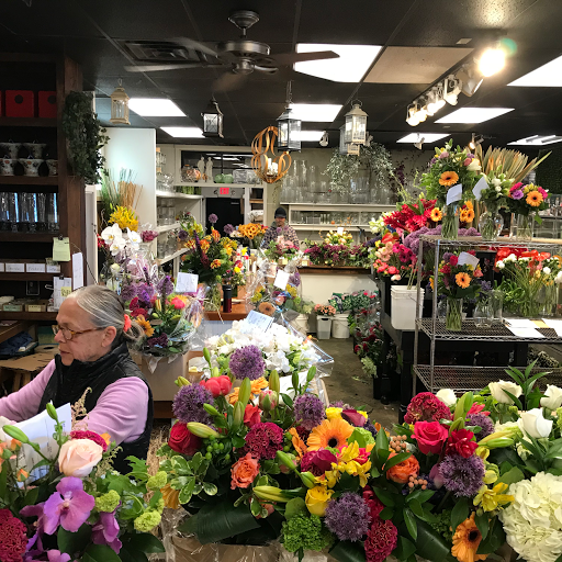 Florist «Arts & Flowers Inc», reviews and photos, 6011 Excelsior Blvd, Minneapolis, MN 55416, USA
