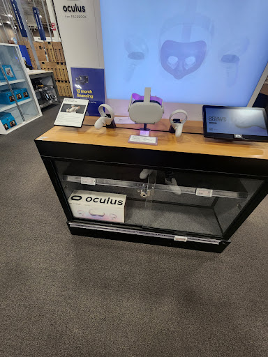 Electronics Store «Best Buy», reviews and photos, 1701 Crossing Dr, Wyomissing, PA 19610, USA