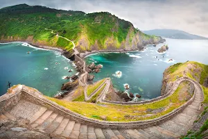 Escalinatas de San Juan de Gaztelugatxe image