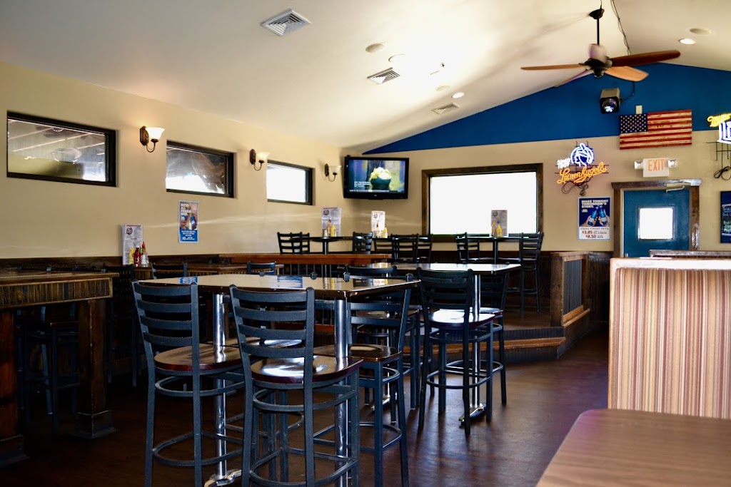 Sidelines Sports Bar & Grill 08332