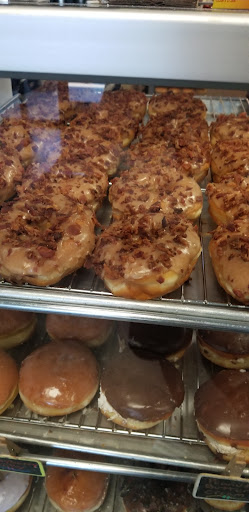 Donut Shop «The Donut Shop», reviews and photos, 1001 E Bidwell St, Folsom, CA 95630, USA