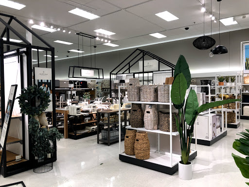 Department Store «Target», reviews and photos, 28201 Diehl Rd, Warrenville, IL 60555, USA