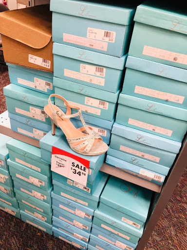 Shoe Store «Shoe Carnival», reviews and photos, 120 Neshaminy Mall, Bensalem, PA 19020, USA