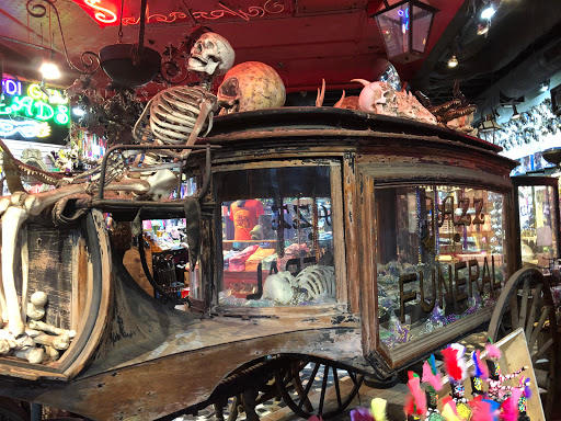 Italian Grocery Store «Central Grocery and Deli», reviews and photos, 923 Decatur St, New Orleans, LA 70116, USA