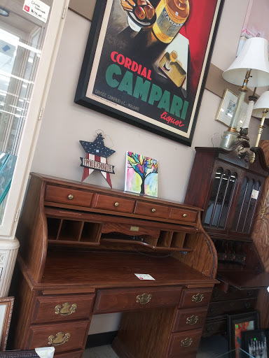 Thrift Store «Metrocrest Resale», reviews and photos, 2661 Midway Rd #207, Carrollton, TX 75006, USA