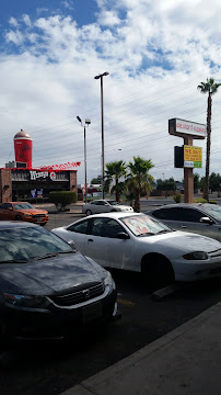 West Flamingo Fluff & Fold - Photo 5 - Car repair in Las Vegas, NV, Las Vegas