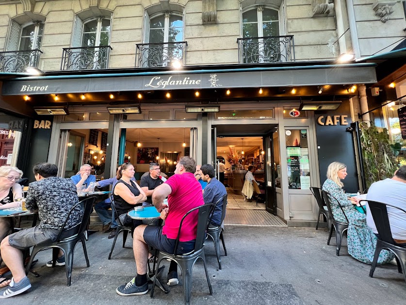 L'églantine à Paris