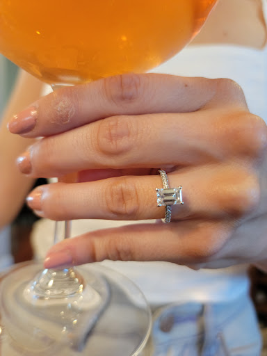 Jewelry Store «Kardesh Jewelers», reviews and photos, 2370 Merrick Rd, Bellmore, NY 11710, USA