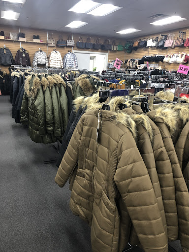 Shoe Store «Gussini Fashion & Shoes», reviews and photos, 3443 Laurel Fort Meade Rd, Laurel, MD 20724, USA