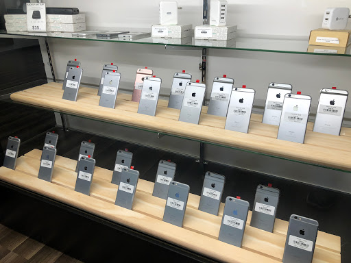 Electronics Repair Shop «Mr. Fix It Smart Phone & Computer Repair», reviews and photos, 3323 Bemiss Rd D, Valdosta, GA 31605, USA