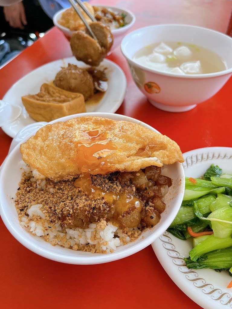 前金肉燥飯 的照片