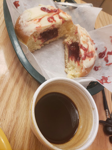 Donut Shop «Dandee Donuts Factory», reviews and photos, 102 N 28th Ave, Hollywood, FL 33020, USA