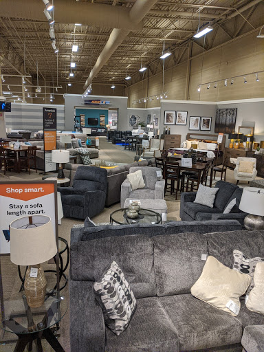 Furniture Store «Ashley HomeStore», reviews and photos, 2787 W Market St, Fairlawn, OH 44333, USA