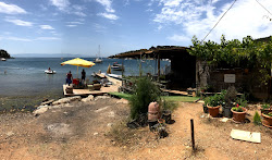 Foto di Pine Harbor Bay area parzialmente ristrutturata