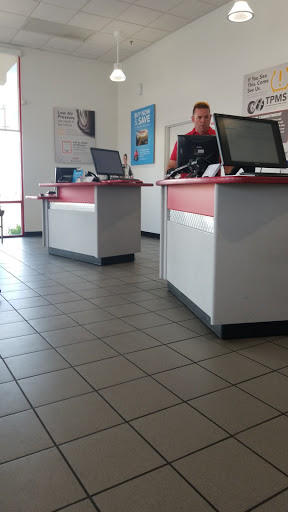 Tire Shop «Discount Tire Store - Las Vegas, NV», reviews and photos, 4431 N Rancho Dr, Las Vegas, NV 89130, USA