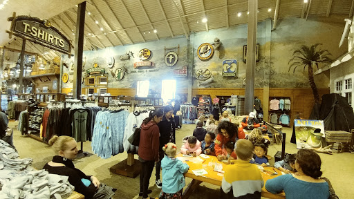 Sporting Goods Store «Bass Pro Shops», reviews and photos, 7777 Victoria Gardens Ln, Rancho Cucamonga, CA 91739, USA