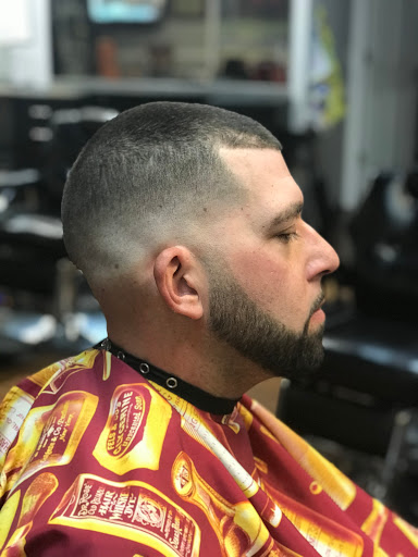 Barber Shop «Brians man cave barbershop», reviews and photos, 3975 N Mt Juliet Rd, Mt Juliet, TN 37122, USA