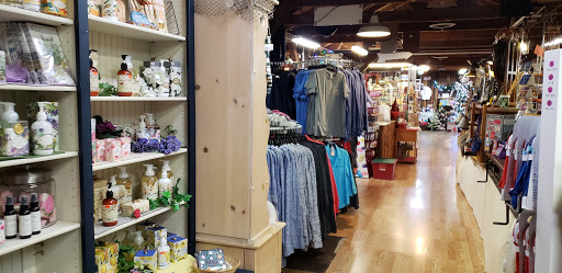 Gift Shop «Beach Basket Gift, Clothing & Christmas Shop», reviews and photos, 4102 Harborview Dr, Gig Harbor, WA 98332, USA