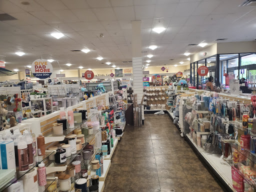 Department Store «HomeGoods», reviews and photos, 8200 Renaissance Pkwy #103, Durham, NC 27713, USA