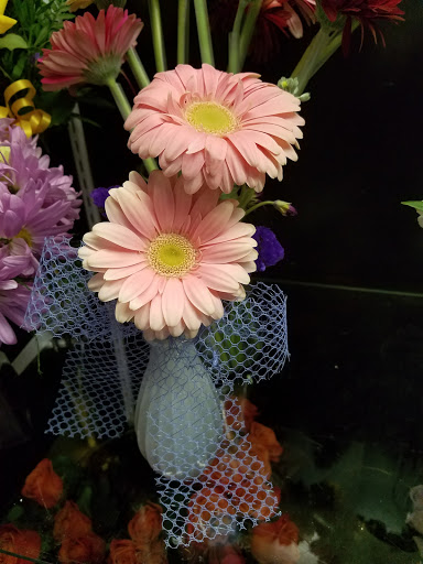 Florist «Alluring Floral and Event Planning», reviews and photos, 4475 Richfield Rd, Flint, MI 48506, USA