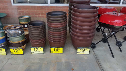 Grocery Store «Kroger», reviews and photos, 305 E Lewis and Clark Pkwy, Clarksville, IN 47129, USA