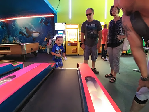 Shopping Mall «Maxwell Village Shopping Center», reviews and photos, 19245 California 12, Sonoma, CA 95476, USA