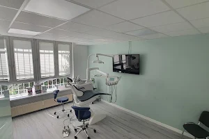 Mainhattan Dent Praxis für Allg. Zahnheilkunde und Oralchirurgie -ZA Monzer Harb- image