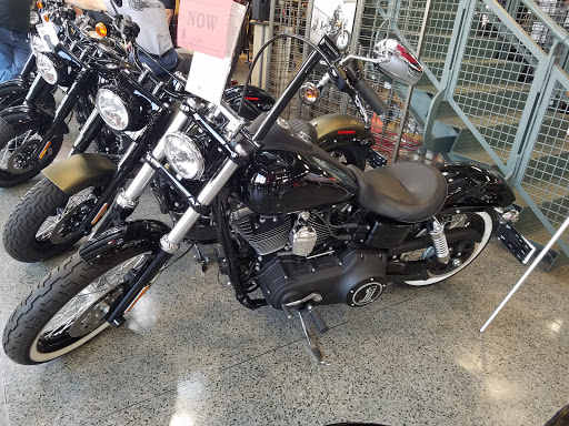 Harley-Davidson Dealer «ABC Harley-Davidson», reviews and photos, 4405 Highland Rd, Waterford Twp, MI 48328, USA