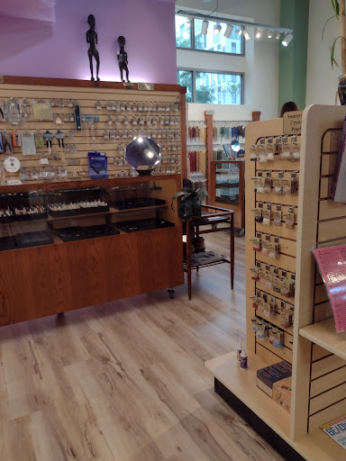 Bead Store «Beadology Iowa», reviews and photos, 220 E Washington St, Iowa City, IA 52240, USA