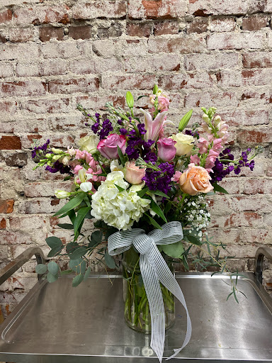 Florist «The Rosebud Flowers», reviews and photos, 501 Main St, Beech Grove, IN 46107, USA