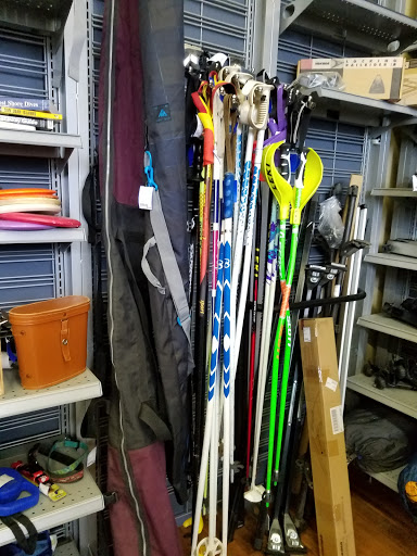 Outdoor Sports Store «Peak Sports», reviews and photos, 207 NW 2nd St, Corvallis, OR 97330, USA