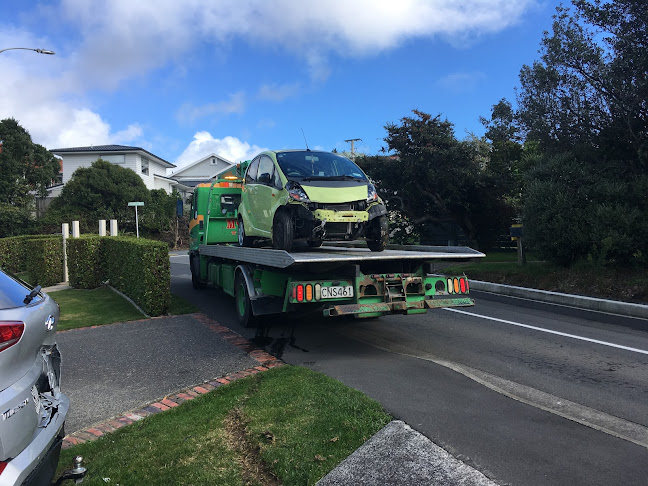Reviews of McGintys Tow & Salvage Truck and Car Towing and Recovery Service in Porirua - Auto repair shop