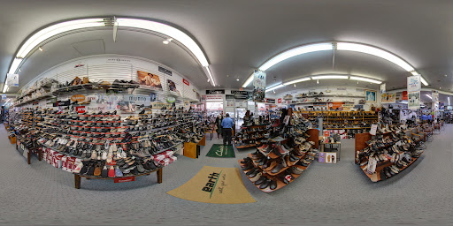 Orthopedic Shoe Store «Eric Comfort Shoes Inc», reviews and photos, 426 Hillside Avenue, Williston Park, NY 11596, USA