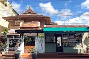 Krua Reuan Thai Restaurant and chalomshop image