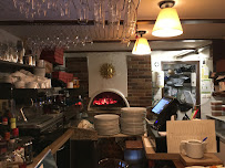 Atmosphère du Restaurant italien Pizzeria Il gallo rosso à Paris - n°3