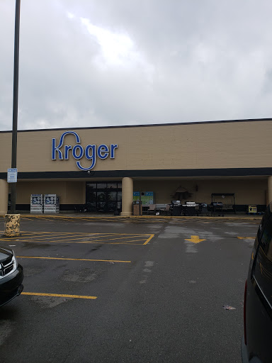 Grocery Store «Kroger», reviews and photos, 110 Dover Crossing Rd, Clarksville, TN 37042, USA