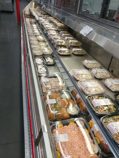 Warehouse store «Costco Wholesale», reviews and photos, 10088 Gulf Center Dr, Fort Myers, FL 33913, USA