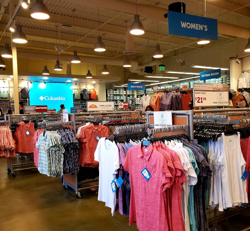 Sportswear Store «Columbia Sportswear Outlet Store», reviews and photos, 100 Citadel Dr #636, Commerce, CA 90040, USA