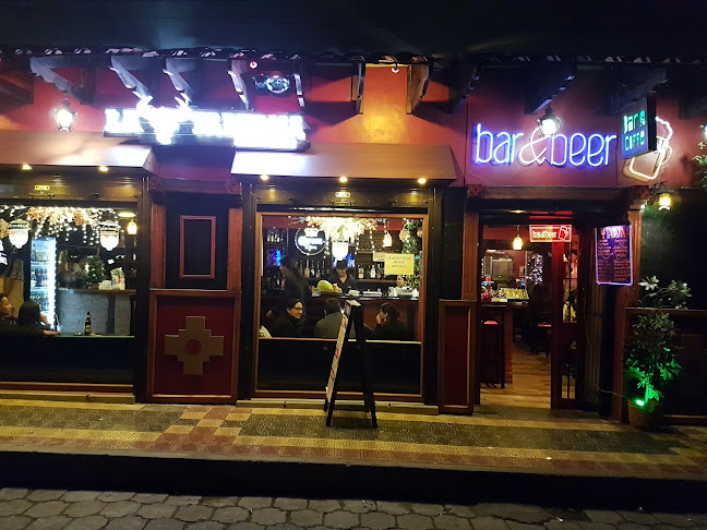 La Taberna Bar&Grill Otavalo - Pub