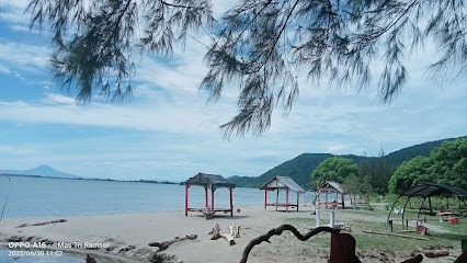 Cafe Pantai Ujung Pancu