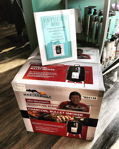 Hair Salon «Blown Away Salon», reviews and photos, 7102 Hayes Shopping Ct G, Hayes, VA 23072, USA