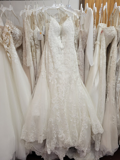 Bridal Shop «Andrews Bridal Shoppe & Tuxedo Central», reviews and photos, 2806 Montgomery Hwy, Dothan, AL 36303, USA