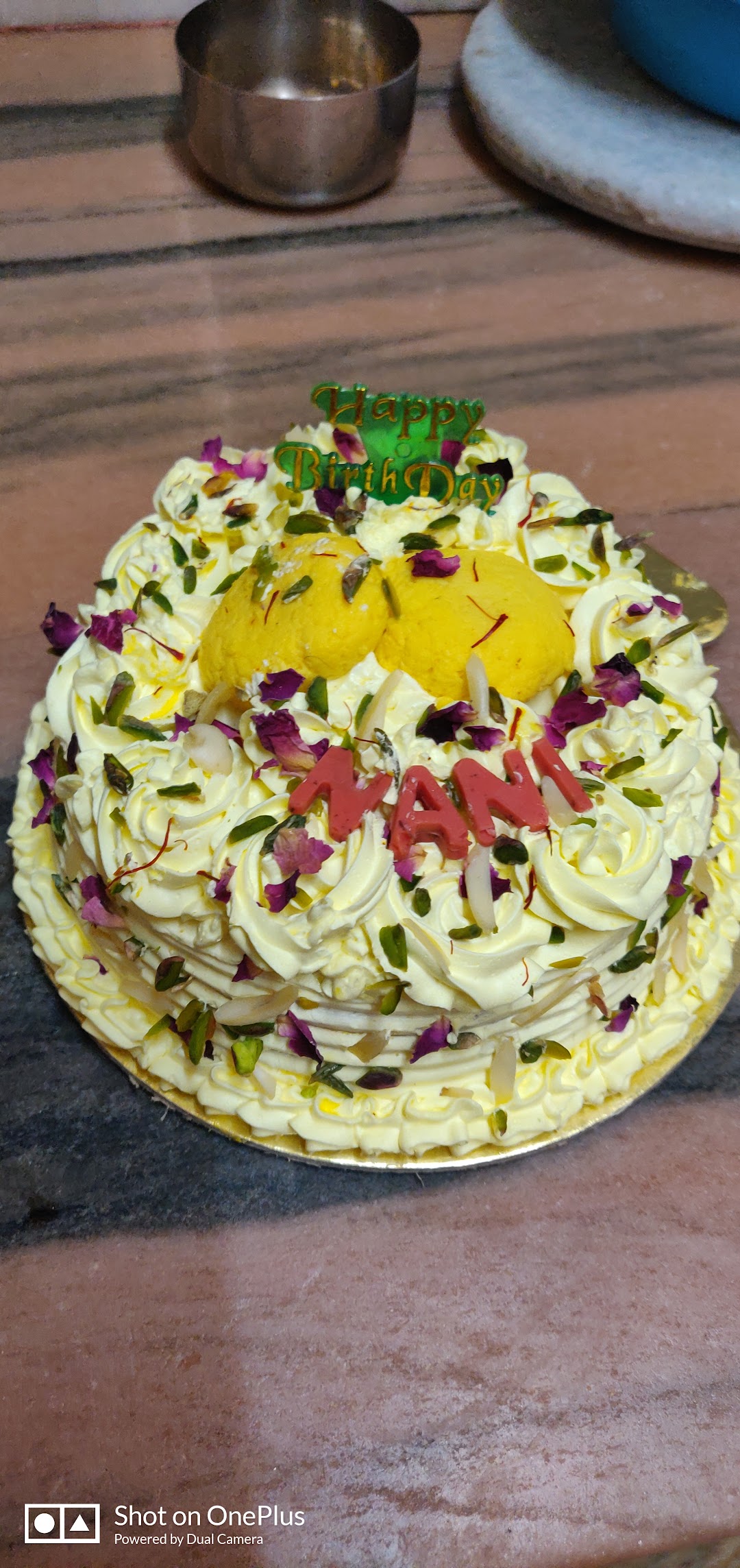 HOMEMADE CAKE (Pooja Dhoot)