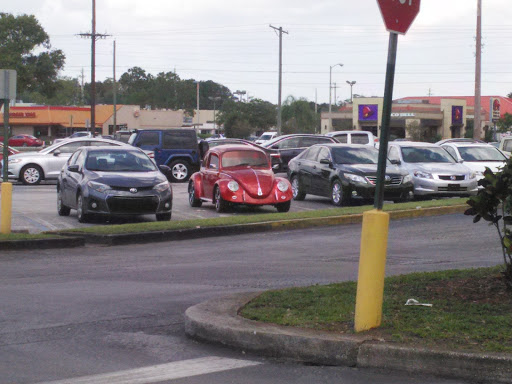 Laundromat «Waters Coin Laundry», reviews and photos, 7302 W Waters Ave, Tampa, FL 33634, USA
