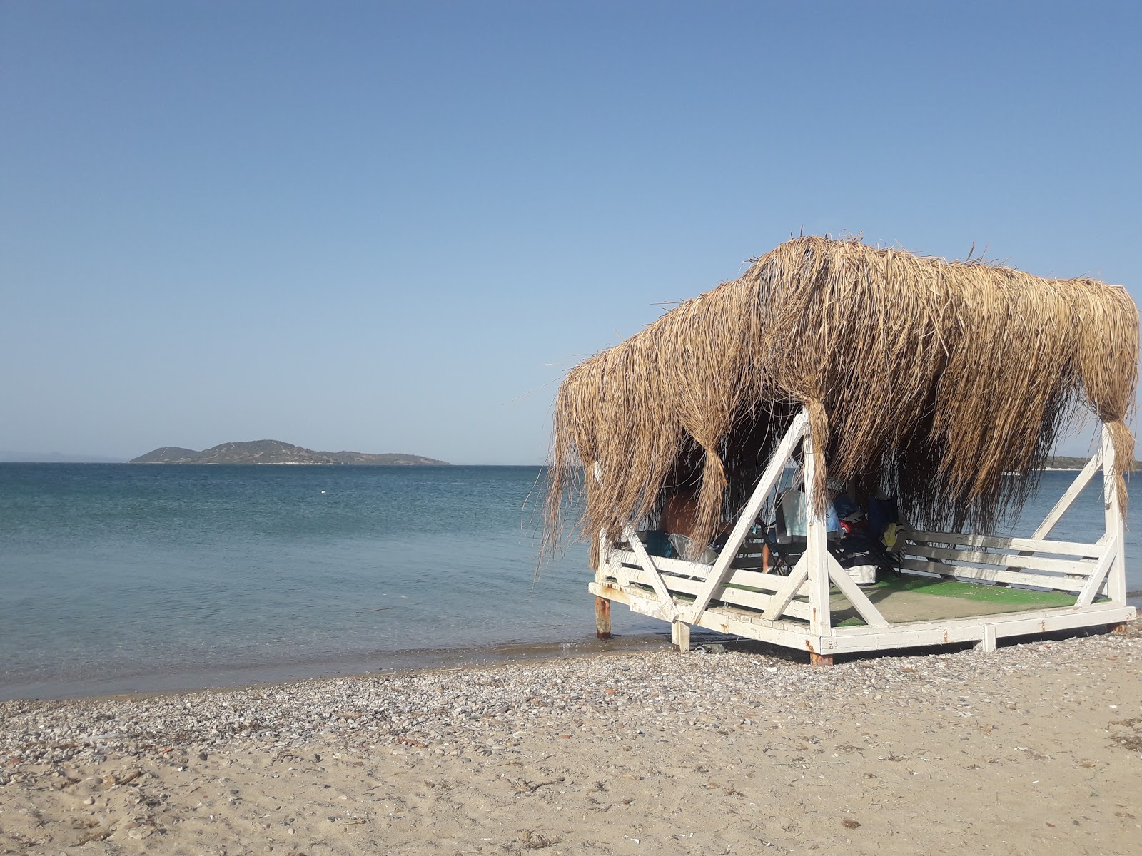 Φωτογραφία του Yat Limani Beach - δημοφιλές μέρος μεταξύ λάτρεις της χαλάρωσης